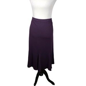 Larry Levine Women's size 14 Purple Knee Length Stretchy Skirt
